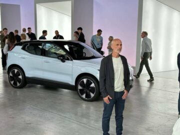 प्रश्नोत्तर: वोल्वो के सीईओ जिम रोवन ने लक्ष्य हासिल करने, भविष्य के वाहनों के बारे में बात की - डेट्रॉइट ब्यूरो