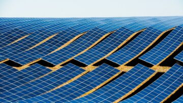 Die Investitionen in Solarenergie werden in diesem Jahr erstmals Öl überholen