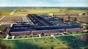 백미러: Tesla 이전 미국의 마지막 새 자동차 회사 - The Detroit Bureau