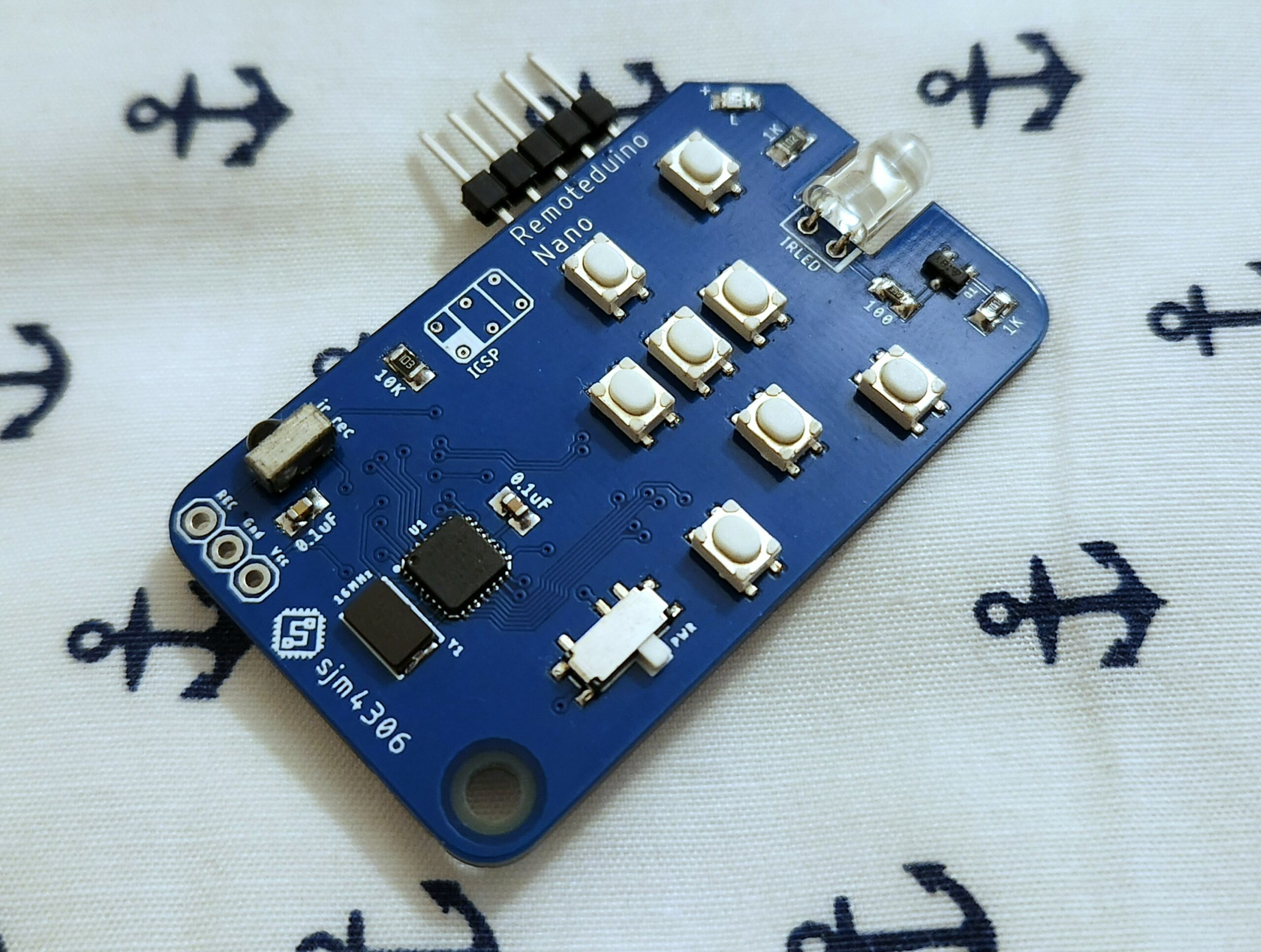 The Remoteduino Nano Is A Tiny IR Remote That’s Truly Universal