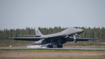 To B-1B-lansere har utført den første amerikanske bombeflylandingen i Sverige siden andre verdenskrig