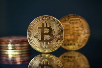Bitcoin odzyskuje ponad 30,000 10 USD; Ether, top XNUMX kryptowalut traci grunt