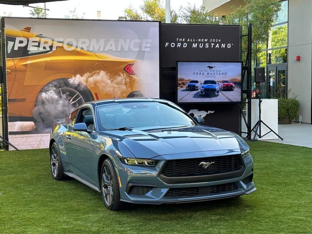 2024 Ford Mustang EcoBoost - front 3-4 static