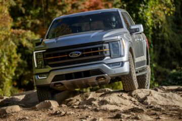 Ford Recalls 870,000 F-150s for Parking Brake Issue - The Detroit Bureau