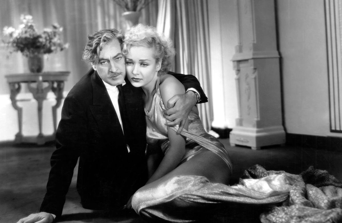 (L-R) John Barrymore and Carole Lombard in Twentieth Century.