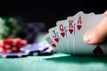 ポーカーの遊び方 | ビットコインチェイサー