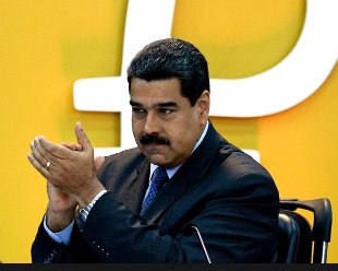 Nicolás Maduro uit Venezuela tijdens een Petro-presentatie.