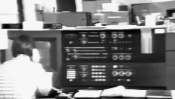 レトロテクタキュラー: 1973 年のコンピューター センター
