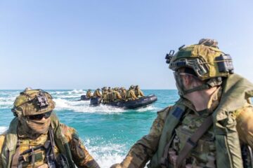 Havskifte: Den australske hæren begynner å skifte mot kystoperasjoner