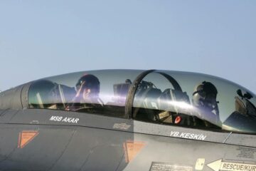 Turkish Aerospace, Aselsan inkasują 2 miliardy dolarów w umowach na modernizację odrzutowców F-16