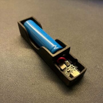 18650 Polnilec baterij #3DTetrtek #3DPiskanje