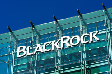 Analysts: BlackRock is Hurting Itself by Partnering with Coinbase | Live Bitcoin News