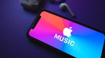 Apple Music dispute; USPTO to hold trademarks boot camp; UK Conservative MP accused of IP breach – news digest