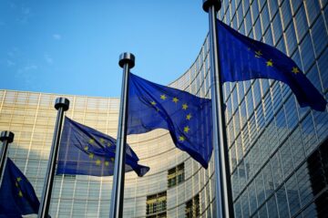 Le grandi aziende tecnologiche esprimono preoccupazione per il piano essenziale dell'UE sui brevetti - Law360