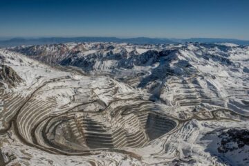 Codelco in Anglo American razpravljata o rudarskem paktu za povečanje proizvodnje bakra v Čilu