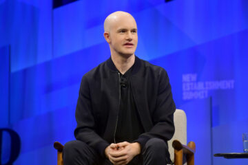 Coinbase buys equity stake in Circle
