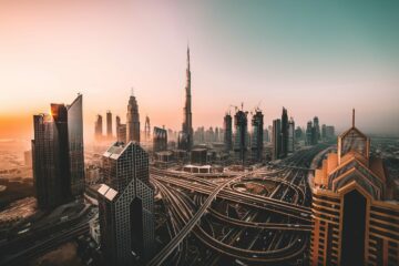 Dubain VARA määrää 2.7 miljoonan dollarin sakon OPNX-pörssissä