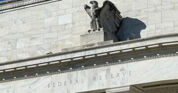 First Mover Châu Mỹ: Mã thông báo của Hedera kiếm được khi Fed Move