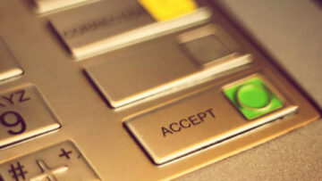 Na een technische blunder vormen zich enorme wachtrijen bij geldautomaten van de Bank of Ireland