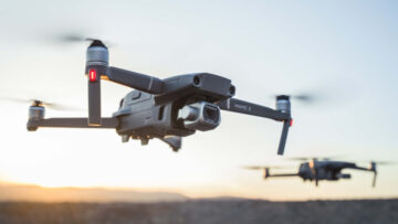 Біля аеропортів Австралії зростає незаконне використання дронів