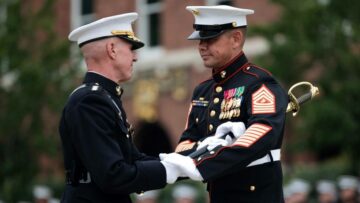 Thủy quân lục chiến hiện có một nhà lãnh đạo nhập ngũ cấp cao mới