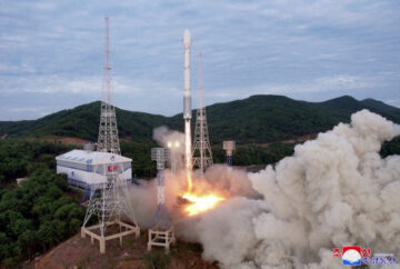 Wystrzelenie satelity szpiegowskiego Korei Północnej po raz kolejny nie powiodło się