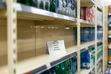 W 80 r. ponad 2023% kupujących w sklepach w Wielkiej Brytanii doświadczyło braku towaru w magazynie