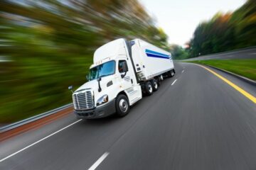 Recherche de commentaires pour l'étude sur la logistique tierce 2024 parrainée par Penske Logistics