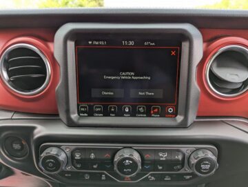 سینیٹ نئی گاڑیوں میں اے ایم ریڈیو کو مینڈیٹ کرنے کے لیے تیار ہے - ڈیٹرائٹ بیورو