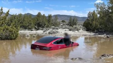 Tesla driver watches while FSD sends his Model 3 into a giant puddle - Autoblog