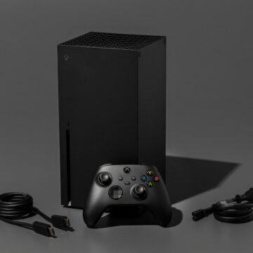 The Xbox Series X is $25 off at Dell, includes a $75 gift card