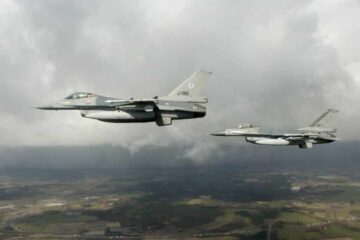 Dos aviones de combate holandeses F-16 enviados para interceptar dos bombarderos rusos cerca del espacio aéreo holandés