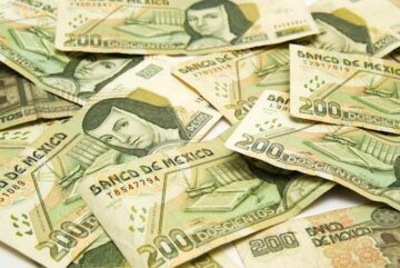 Novice o cenah USD/MXN: mehiški peso ostaja pod pritiskom okoli 17.00 zaradi mešanih tržnih signalov opcij