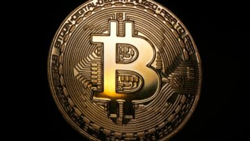 Încheierea săptămânală a pieței: Bitcoin scade sub 30,000 USD pe fondul turbulențelor pieței. Urmează 27,000 USD?