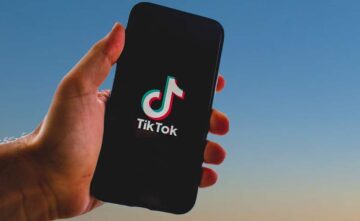 TikTok의 FYP에 참여하는 7가지 쉬운 방법! - 공급망 게임 체인저™