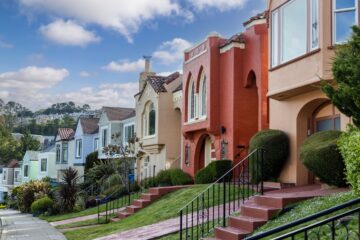 Američani, ki nimajo stanovanja, pravijo, da jim primanjkuje prihrankov za predplačilo, ugotavlja raziskava CNBC