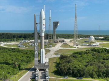 يعود صاروخ أطلس 5 إلى منصة إطلاق قمر التجسس الصناعي من كيب كانافيرال