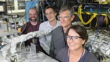 Kalla atomer som används för att skapa en pålitlig tryckmätare för ultrahögt vakuum – Physics World