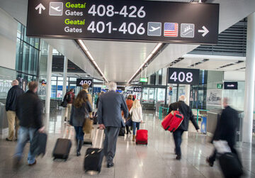 daa, operatör för flygplatserna i Dublin och Cork, rapporterar starka resultat för första halvåret 1