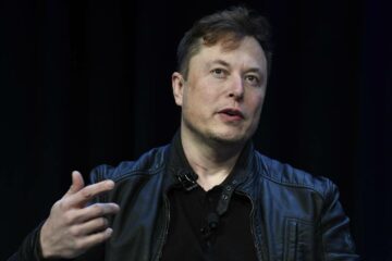 Elon Musk blocking Starlink to stop Ukraine attack troubling for DoD