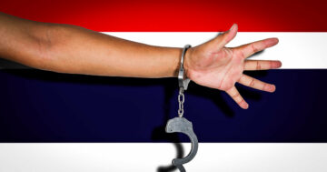 Năm bị cáo buộc lừa đảo tiền điện tử bất hợp pháp trị giá 76 triệu đô la bị bắt ở Thái Lan