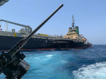 Kuinka Yhdysvaltain merijalkaväet voivat suojella kaupallista merenkulkua Persianlahdella