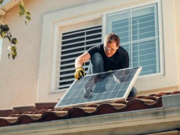 Bán một ngôi nhà có tấm pin mặt trời có khó không?
