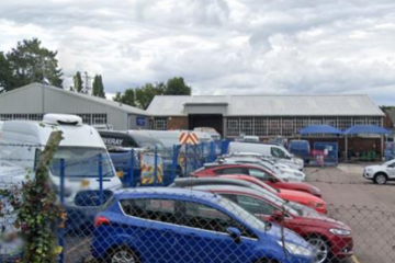 Der Ford-Händler in Kent sagt, dass eine Standorterweiterung erst erfolgen wird, wenn sich die Wirtschaft verbessert