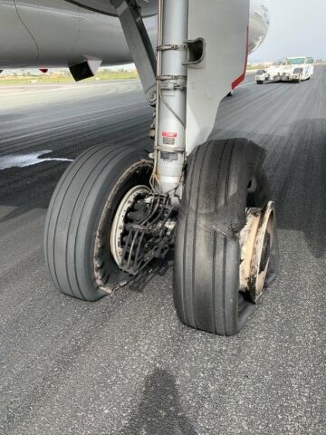 Lufthansa Airbus A321 suffers multiple tire bursts upon landing Ibiza Airport