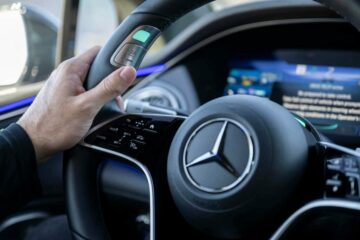 Mercedes erbjuder äkta självkörning i slutet av 2023 - Detroit Bureau