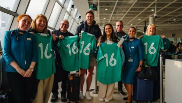 Aer Lingus เฉลิมฉลองให้กับแฟนรักบี้ชาวไอริช โดยวางแผนเที่ยวบิน 30 เที่ยวไปปารีสในรอบก่อนรองชนะเลิศ
