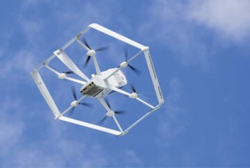 Amazonin suunnittelemat dronepakettien toimitukset Isossa-Britanniassa, Italiassa