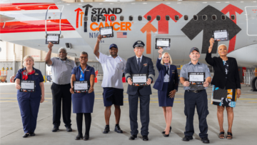 Los clientes de American Airlines recaudan un total récord para la campaña Stand Up To Cancer