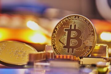 Bitcoin Investment 101: Your $100 and the Cryptocurrency Revolution